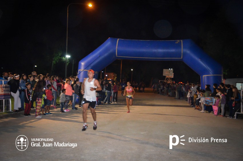 Las 5 millas nocturnas en fotos