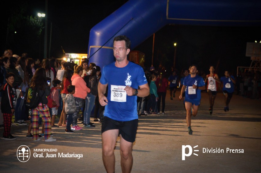 Las 5 millas nocturnas en fotos