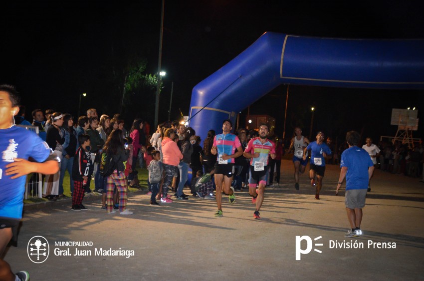 Las 5 millas nocturnas en fotos