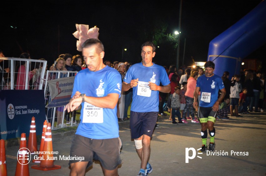 Las 5 millas nocturnas en fotos