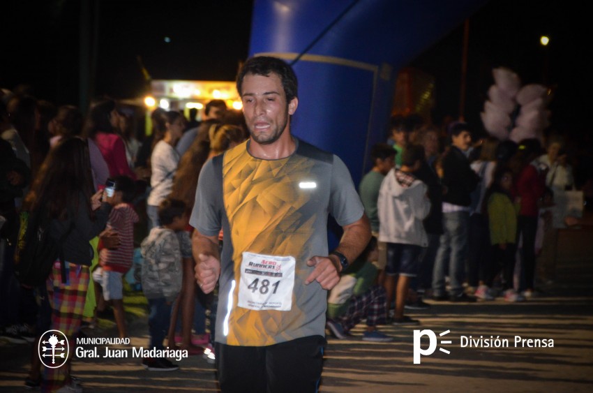 Las 5 millas nocturnas en fotos