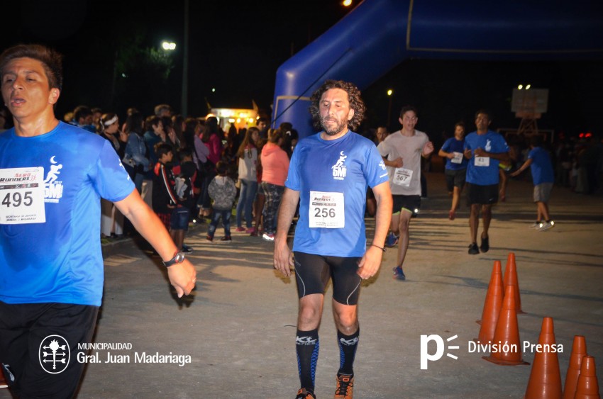 Las 5 millas nocturnas en fotos