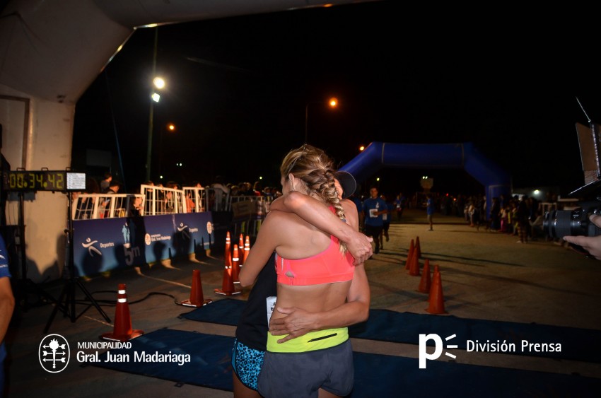 Las 5 millas nocturnas en fotos