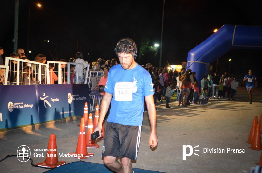 Las 5 millas nocturnas en fotos