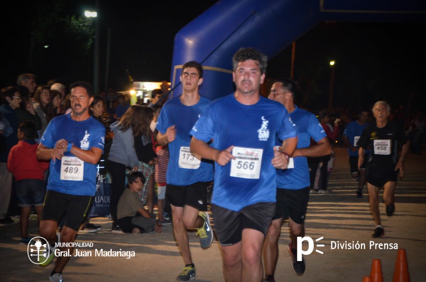 Las 5 millas nocturnas en fotos