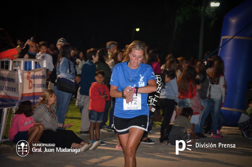 Las 5 millas nocturnas en fotos