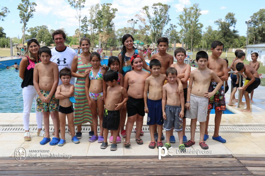 Los chicos del Paraje Macedo visitaron la colonia de verano en el Club