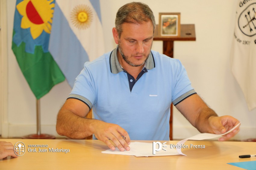 El municipio renov el convenio con el Club de Pescadores San Nicols