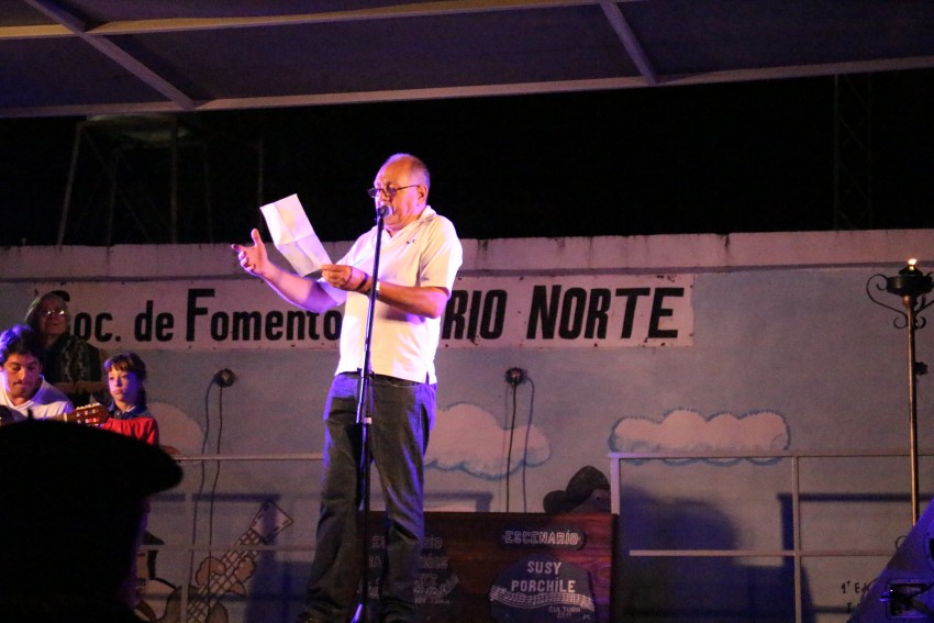 Folclore en los Barrios pas por el Norte