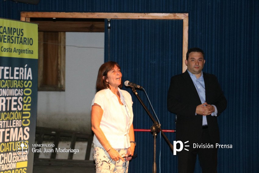 Quique Wolf brind su charla motivacional en la Casa de la Cultura
