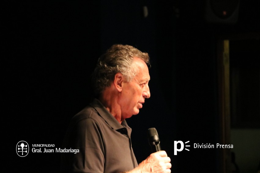 Quique Wolf brind su charla motivacional en la Casa de la Cultura