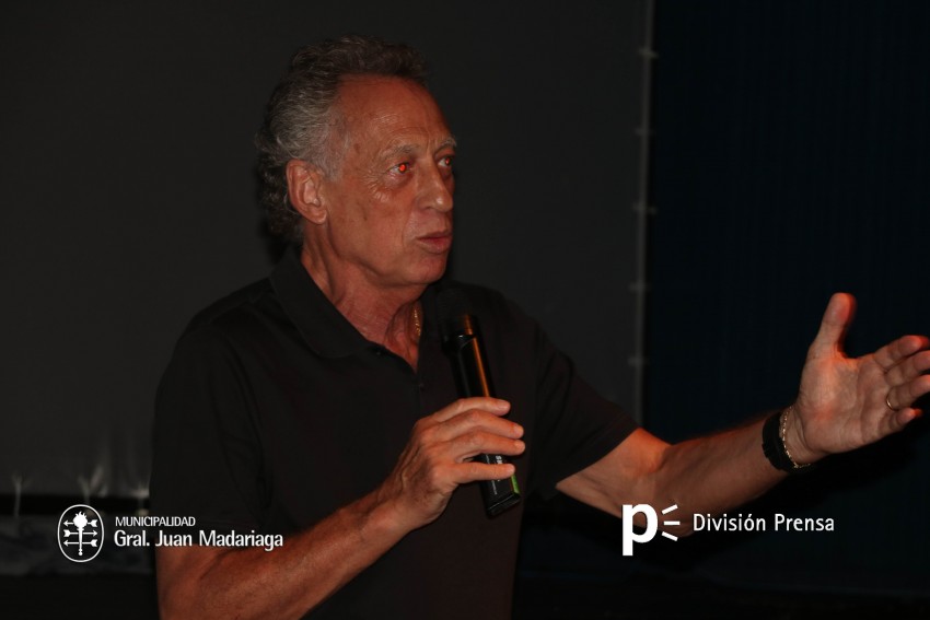 Quique Wolf brind su charla motivacional en la Casa de la Cultura