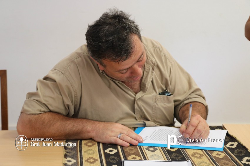 Se firm el convenio con la empresa Ecoplata para regularizar la situa