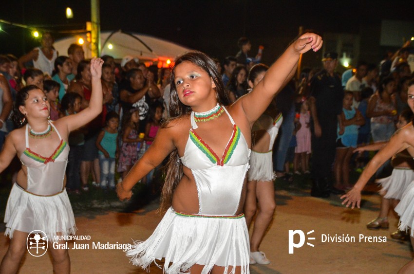 Primera noche del Carnaval Popular en fotos