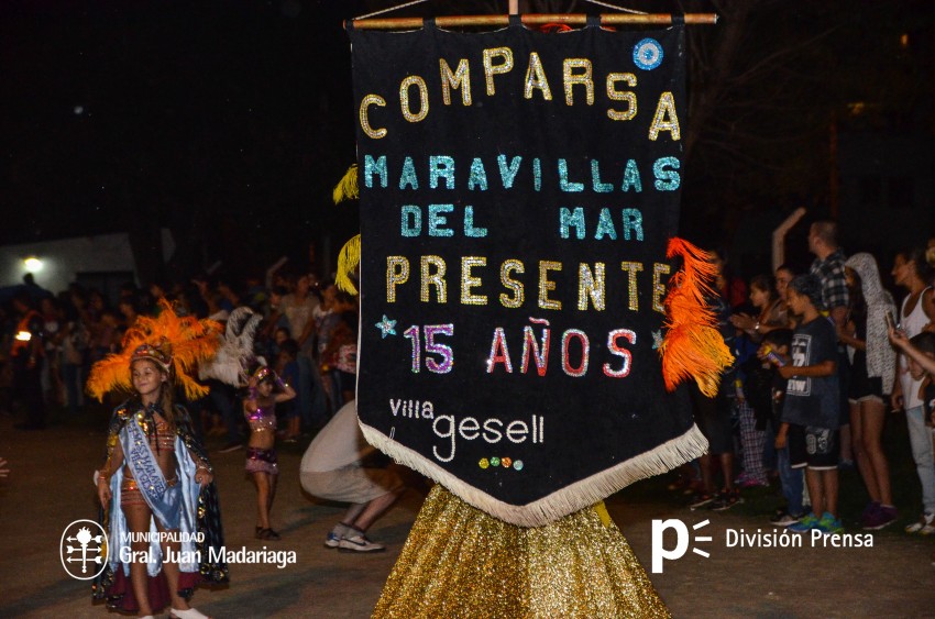 Primera noche del Carnaval Popular en fotos