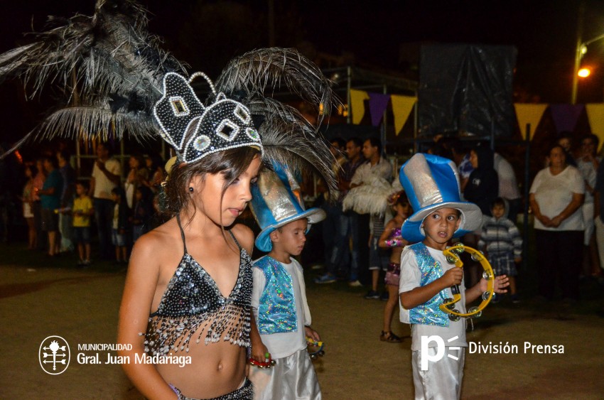 Primera noche del Carnaval Popular en fotos