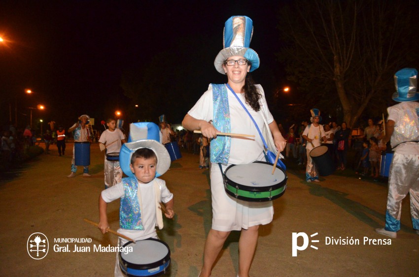 Primera noche del Carnaval Popular en fotos