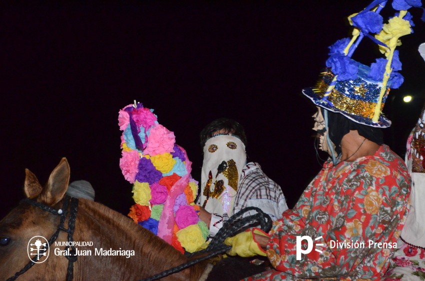 Primera noche del Carnaval Popular en fotos