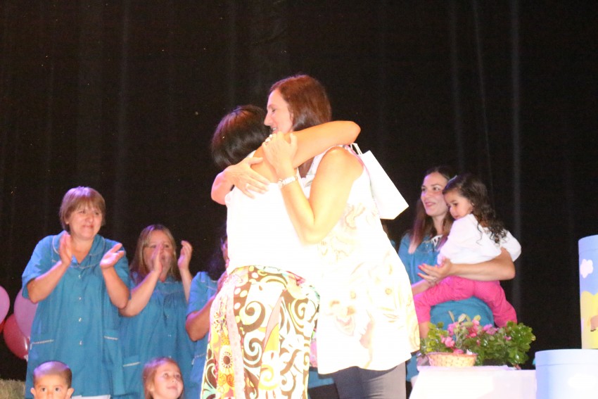 Egresaron los ni�os del jard�n maternal municipal 