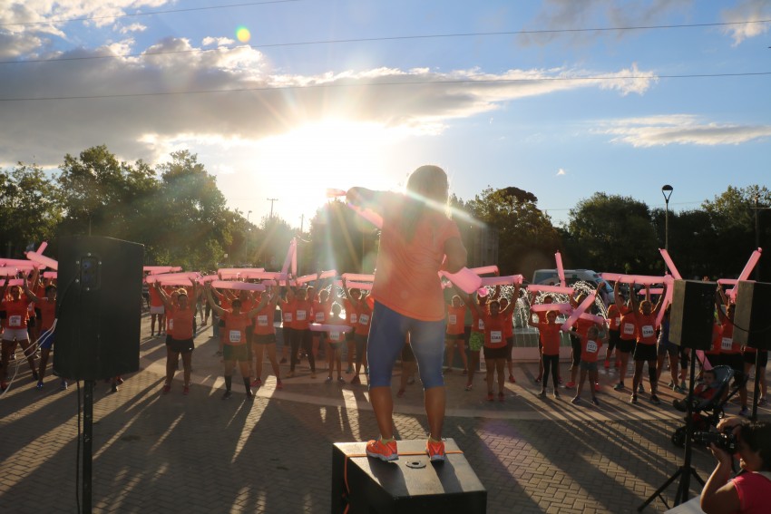 Las mujeres tuvieron su fiesta con msica, arte y deporte en el Paseo 
