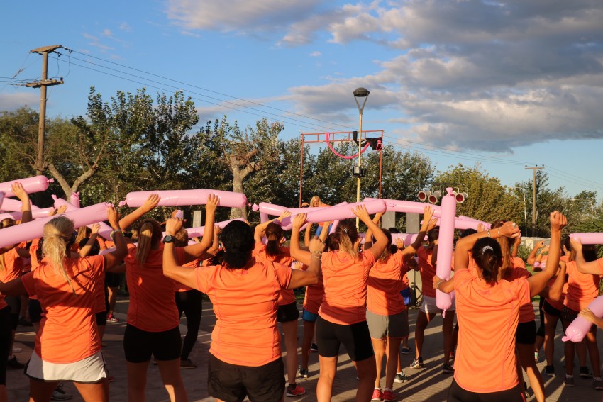 Las mujeres tuvieron su fiesta con msica, arte y deporte en el Paseo 
