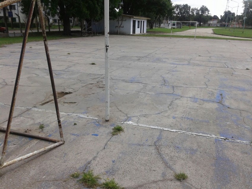 Playn Polideportivo Rotura y Mejoras en la carpeta