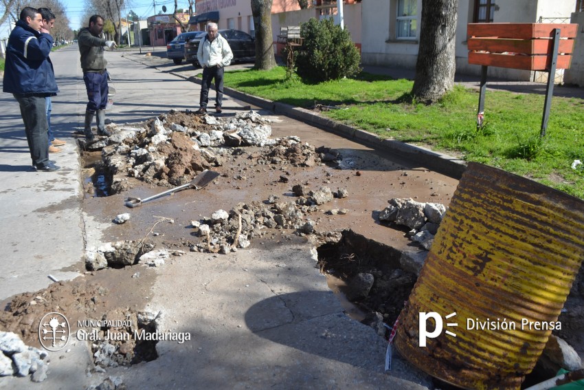 Rotura de calle zubiaurre madariaga