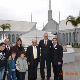 Popovich visit el templo Mormn
