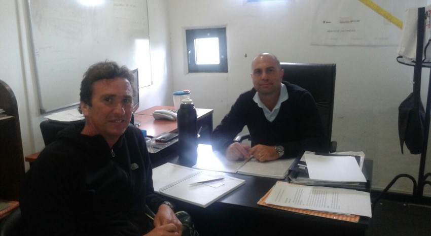 Martn Cottini con funcionario provincial