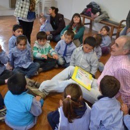 Popovich recibi a alumnos de Jardines