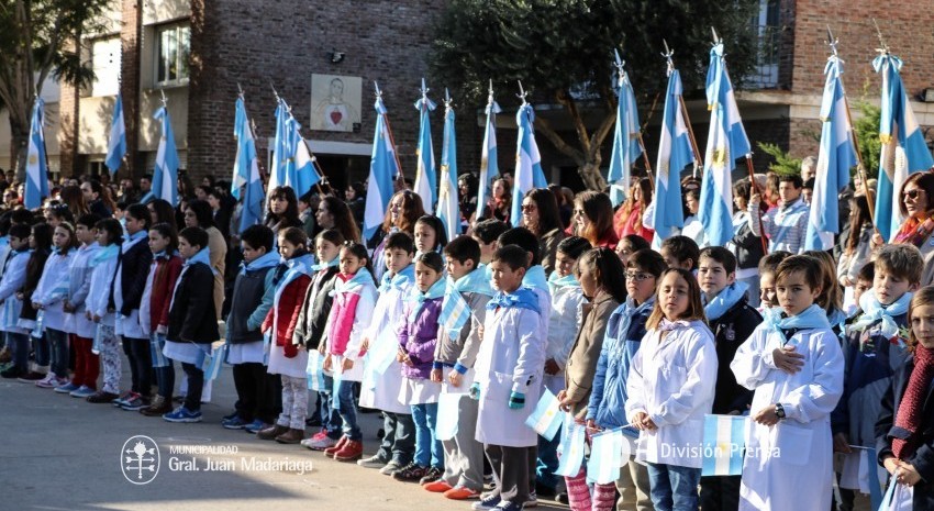 bandera acto madariaga