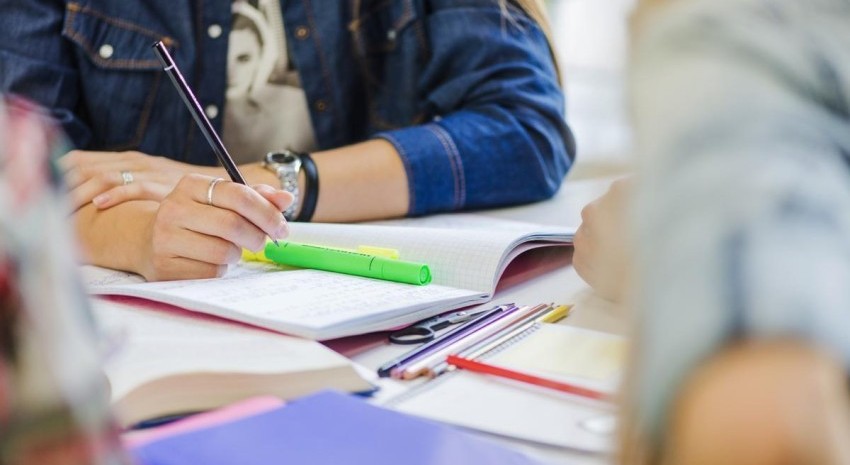 ltimos das para inscribirse a las becas econmicas y de residencia destinadas a estudiantes