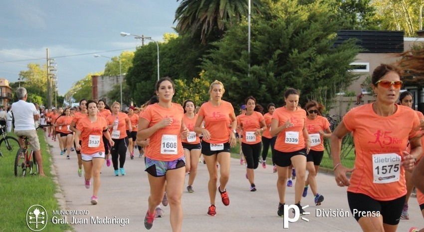 carrera de la mujer