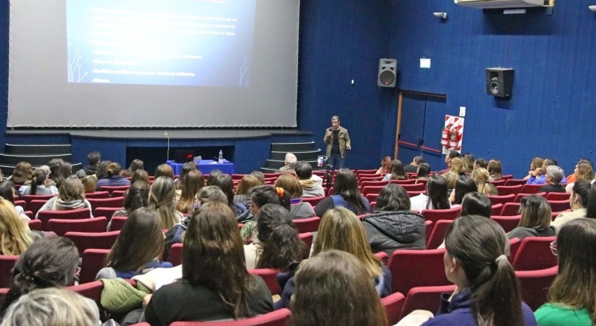 charla