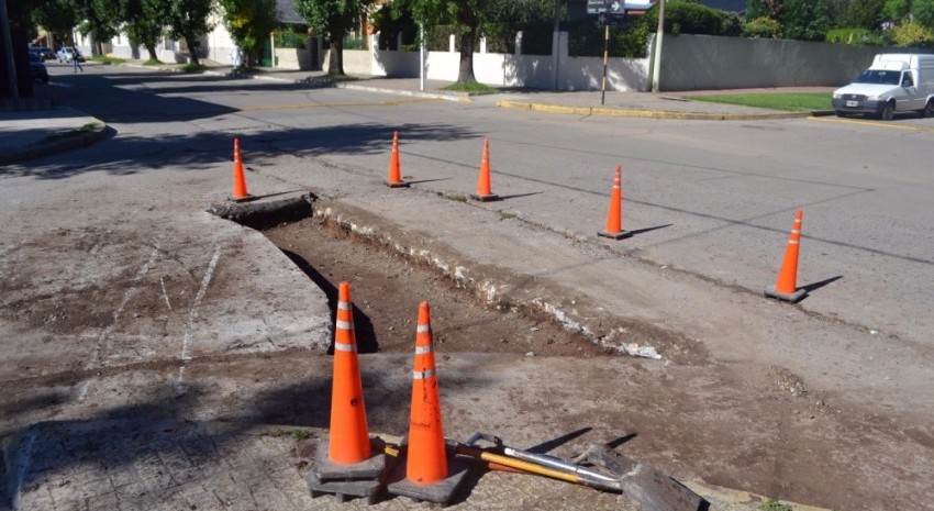 Continan los trabajos de mantenimiento en distintas calles de la ciudad