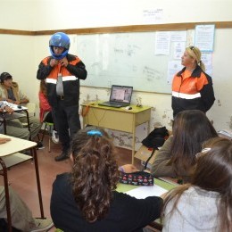 Charla en la Escuela Agraria