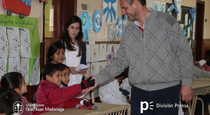 entrega de mobiliario