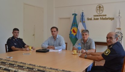 El intendente Esteban Santoro present al nuevo comisario Gabriel Dario Silvestro