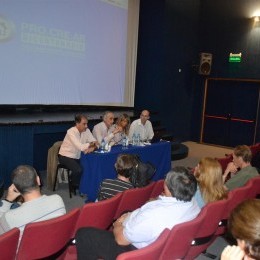 Popovich en la charla sobre el Pro.Cre.Ar