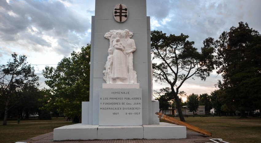 monumento parque anchorena