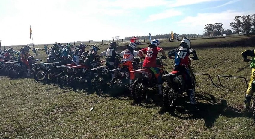 MOTOCROSS