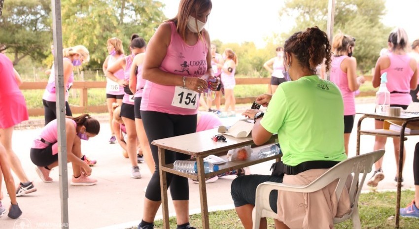 mujeres corriendo1