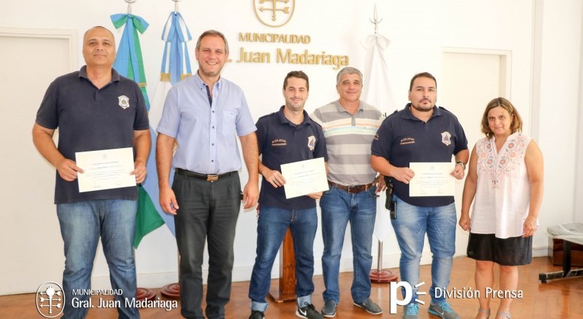 reconocimiento a policias