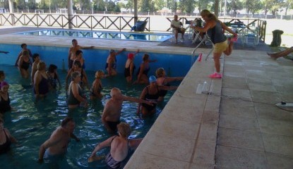 Se desarrollan con xito las clases de aquagym dirigidas a los adultos mayores