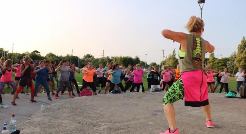 zumba en el anfiteatro